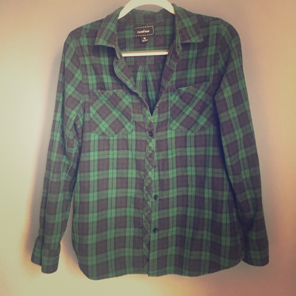 Confess green plaid shirt